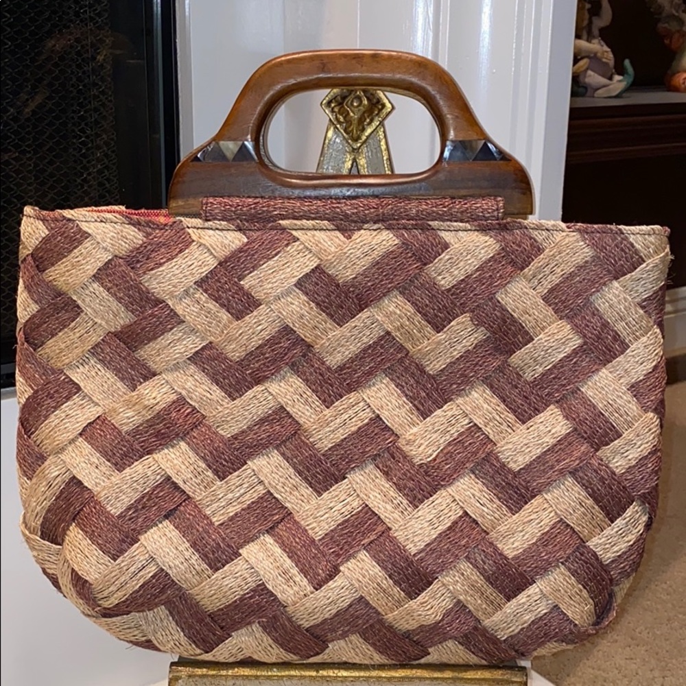 Vintage Adrienne Vittadini handbag